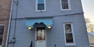 2066 Grape Street Gallery 1