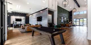 The Edgewater on Lake Fairview Gallery 2