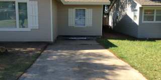 GREAT COLLEGE PROPERTY--PRE-LEASING FOR AUGUST! Completely Updated! 3 bedroom/2 bath Close to TTU & LCU and Medical District GREAT COLLEGE PROPERTY--PRE-LEASING FOR AUGUST! Completely Updated! 3 bedroom/2 bath Close to TTU & LCU and Medical District Gallery 4