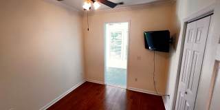 CHARMING TWO-BEDROOM, TWO-BATH CONDO IN WYNGATE, AT WACHESAW EAST! Gallery 21