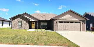 2003 East Cow Creek Lane Gallery 1