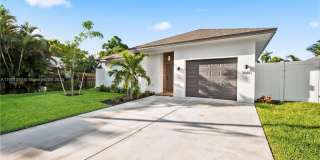 1041 W Lakewood Road, West Palm Beach, FL 33405 1041 W Lakewood Road, West Palm Beach, FL 33405 Gallery 10