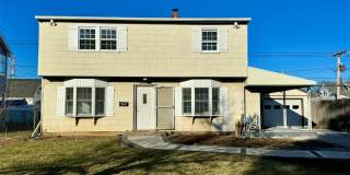 11 Blue Spruce Road Gallery 1