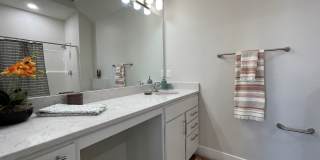 The Bungalows on the Lake - The View Gallery 181