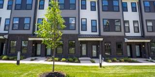 218 Peyton Place Gallery 1
