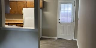 804-B Park Avenue North Gallery 1