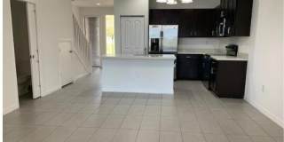 1087 NW 33rd Manor Gallery 1