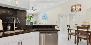 2009 SE 10th Ave Gallery 8