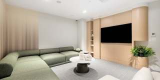 622 11th Avenue Gallery 19