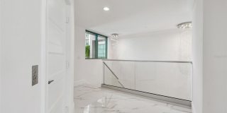 1560 GULF BOULEVARD Gallery 12