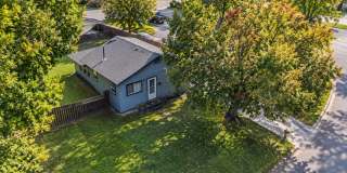 Cozy 2 Bed 2 Bath Home w/ office Gallery 1