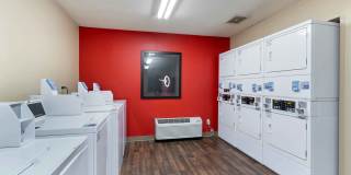 Des Moines - Urbandale Gallery 17