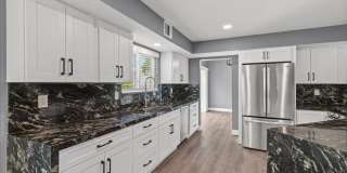 Contemporary 4bd Home with Expansive Spaces and Designer Details Gallery 9