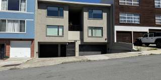 980 Baker Street Gallery 1