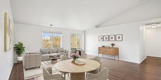 Beautiful 4BR/2BA Single-Level Home in Heart of McMinnville Gallery 7