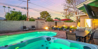 8336 E SELLS Drive Gallery 32