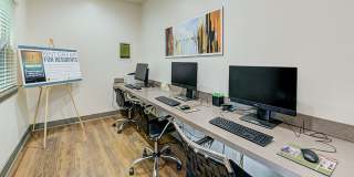 Carmel Landing Apartments Gallery 13