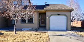 Two Bedroom Near The Powers Corridor Gallery 1