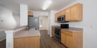 **BE THE LUCKY ONE TO LIVE IN THIS UPDATED NASHVILLE/ BELLEVUE HOME** Gallery 22