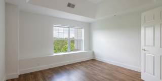 Rosecliff Gallery 100