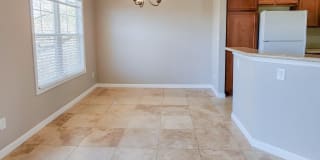 Lake Forest Gallery 13