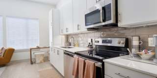 The Lucile Gallery 21