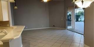 2210 Grove Dr Gallery 10