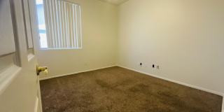 13561 W Ironwood Street Gallery 14