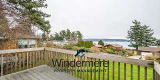 3 bedroom 2.5 bath Two Story Home with a View! *Short lease only* Gallery 1