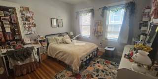 Large 3 bed in Allston Gallery 14