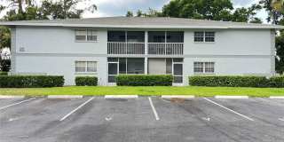 572 FAIRWAYS Lane Gallery 1