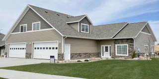 Coulee Ridge Twin Homes Gallery 1
