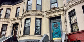 848 Macon Street Gallery 21