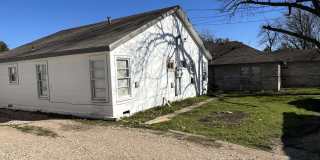 2404 Proctor Avenue - 2 Gallery 4