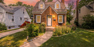 Comfort & Convenience on Olmstead Street Gallery 1