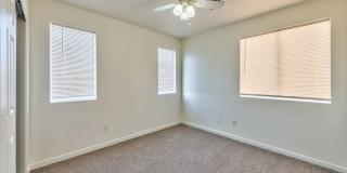 949 Medina De Leon Avenue, Henderson, NV 89015 Gallery 13