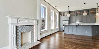 202 on The Square Gallery 3