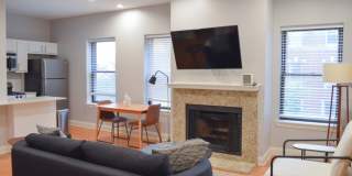 841-2B West Barry Ave. Gallery 10