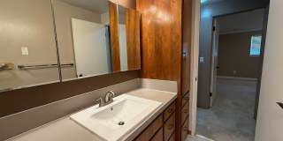 Beautiful 3 Bed Home for Rent in South Everett Gallery 36
