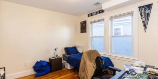 186 Calumet St. Gallery 8