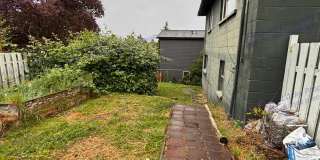 Cute 4-Bedroom Duplex w/Attached Garage in Seward Park Area in Seattle!! Gallery 30