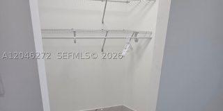 305 SE Airoso Blvd Gallery 44