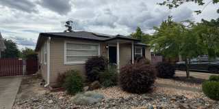 2 bedroom | 1 bathroom | Single family home with pool + detached room & full bathroom 2 bedroom | 1 bathroom | Single family home with pool + detached room & full bathroom Gallery 1