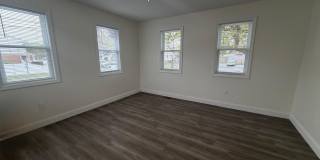 196 N BROADWAY Gallery 1