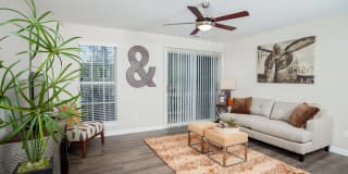 Arbors at Brookfield Apartments Gallery 4