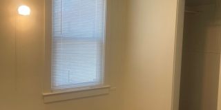 1 BED 1 BATH HOUSE NEAR DOWNTOWN 1 BED 1 BATH HOUSE NEAR DOWNTOWN Gallery 14