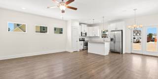 Beautifully Upgraded 3B/2.5B  Tuscan Village Townhome near Destin Harbor, Bay, and Beaches Gallery 27