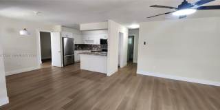 114 S Lakeside Dr Gallery 12