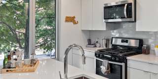 Clippership Apartments on the Wharf Gallery 59