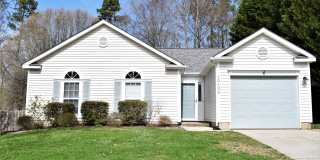 Cute Ranch Style Home - Fenced Yard Gallery 1
